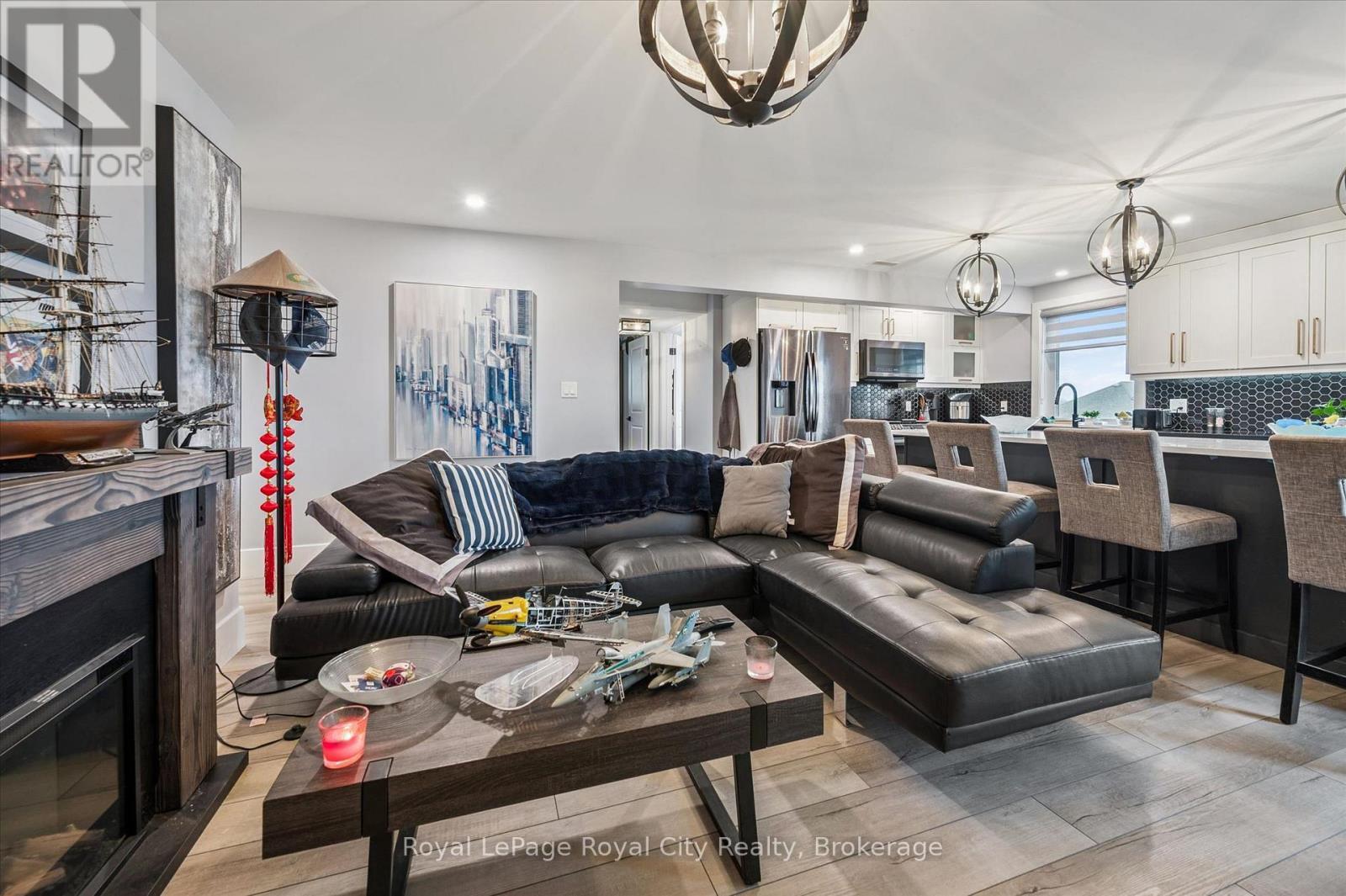 












50 FAITH DRIVE

,
Mapleton,




Ontario
N0G1P0

