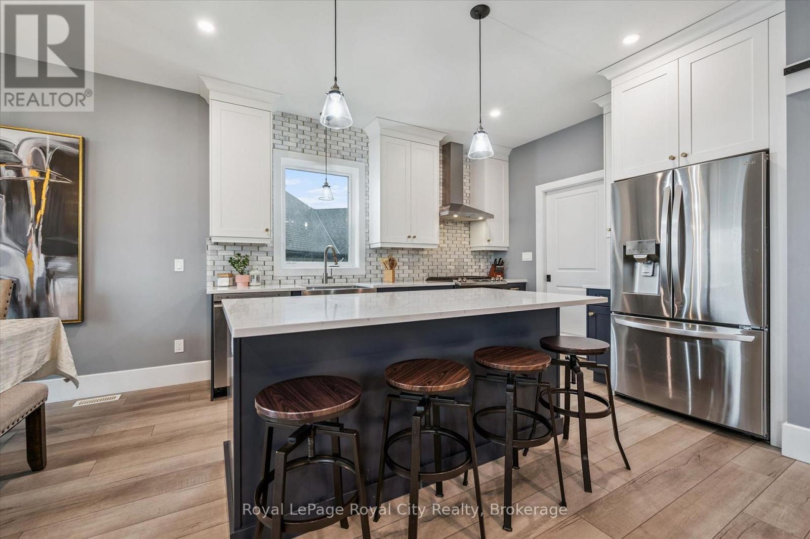 












50 FAITH DRIVE

,
Mapleton,




Ontario
N0G1P0

