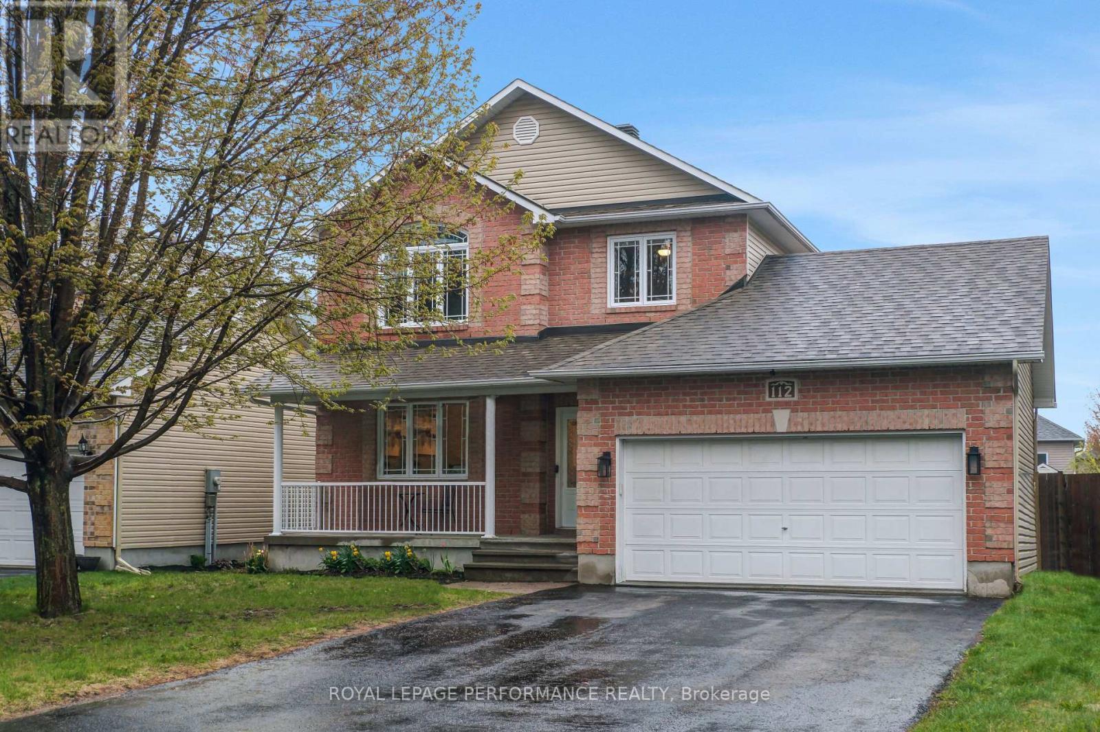 












112 OLDE TOWNE AVENUE

,
Russell,




Ontario
K4R0A6

