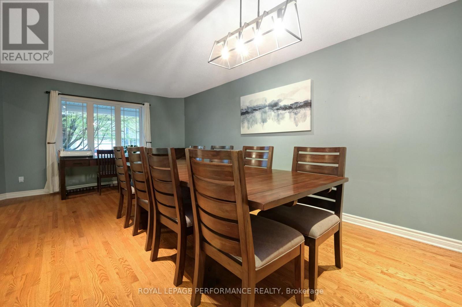 












112 OLDE TOWNE AVENUE

,
Russell,




Ontario
K4R0A6

