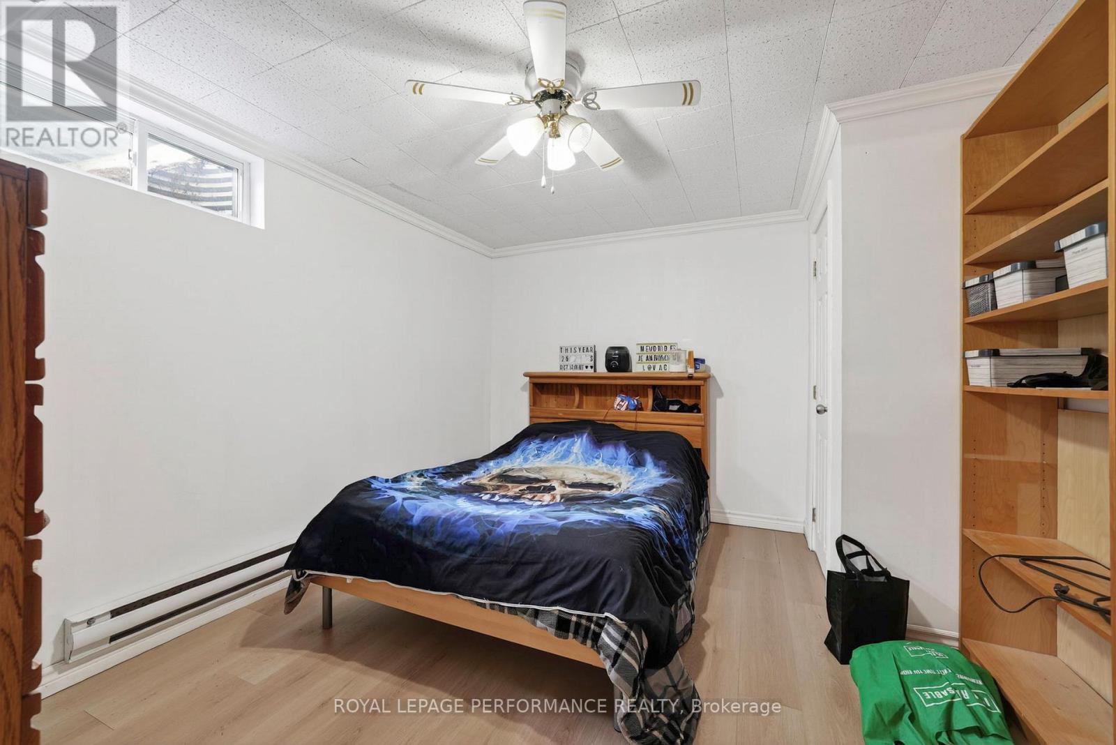 












1824 ELGIN STREET

,
Cornwall,




Ontario
K6J5C1

