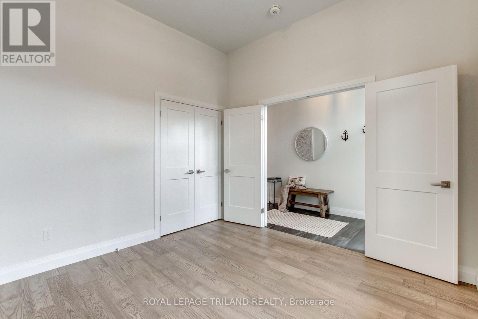 












24 - 62 COMPASS TRAIL

,
Central Elgin,







Ontario
N5L0B4

