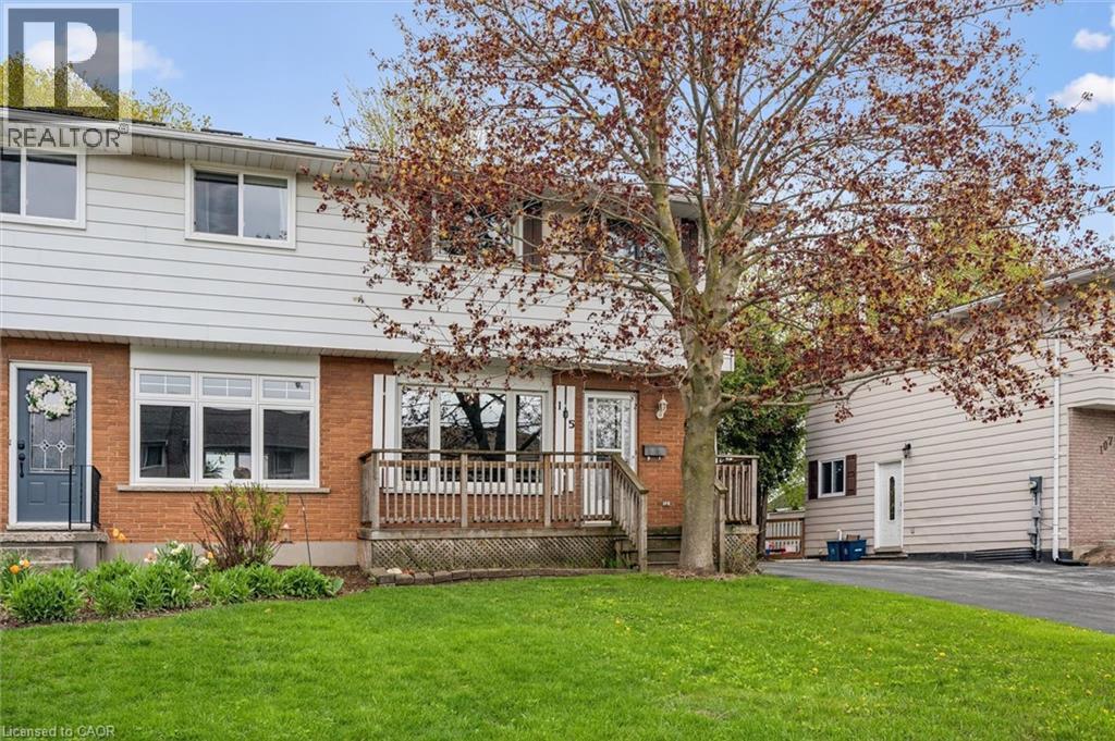 












105 ORIOLE Parkway

,
Elmira,




Ontario
N3B1C2

