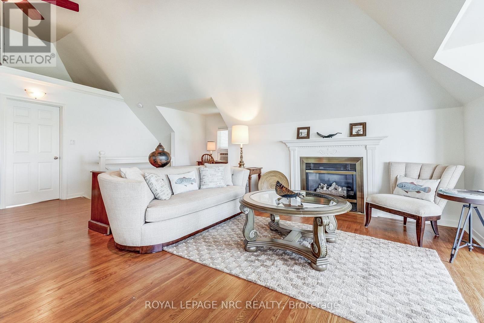 












56 WEST STREET

,
Port Colborne (Sugarloaf),




Ontario
L3K4C8

