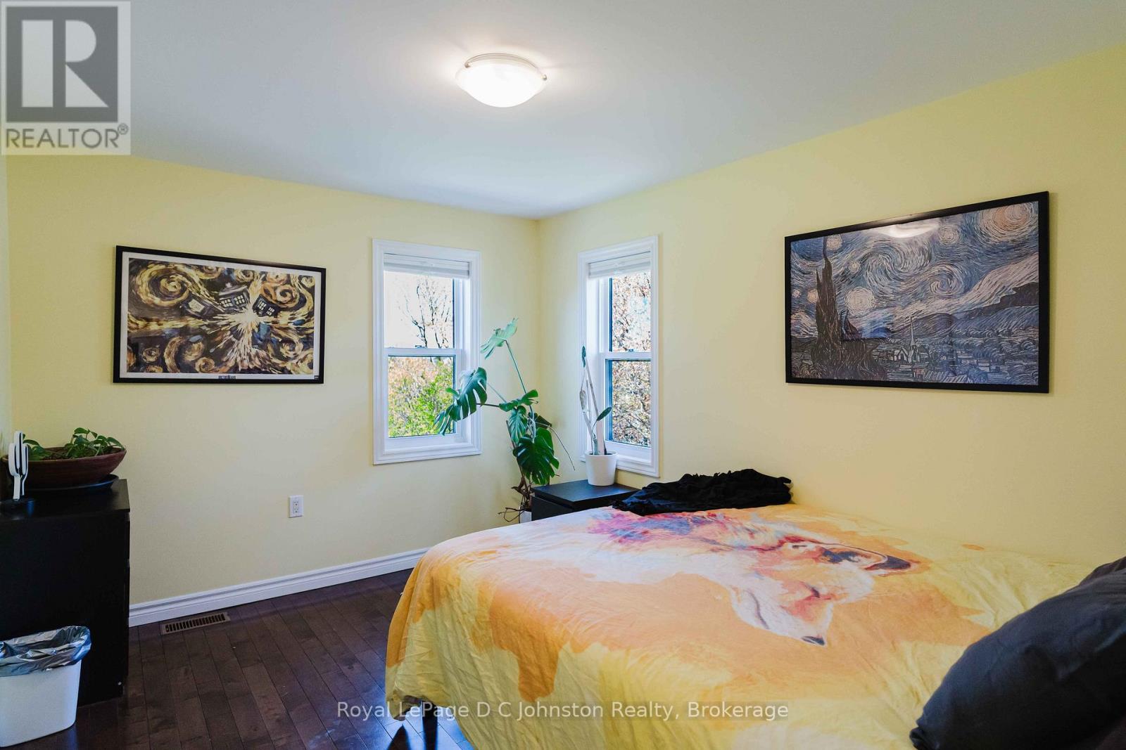 












166 MACDONALD LANE

,
Saugeen Shores,




Ontario
N0H2L0

