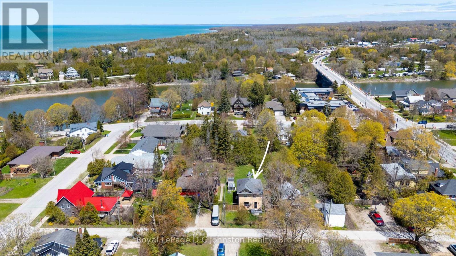 












166 MACDONALD LANE

,
Saugeen Shores,




Ontario
N0H2L0

