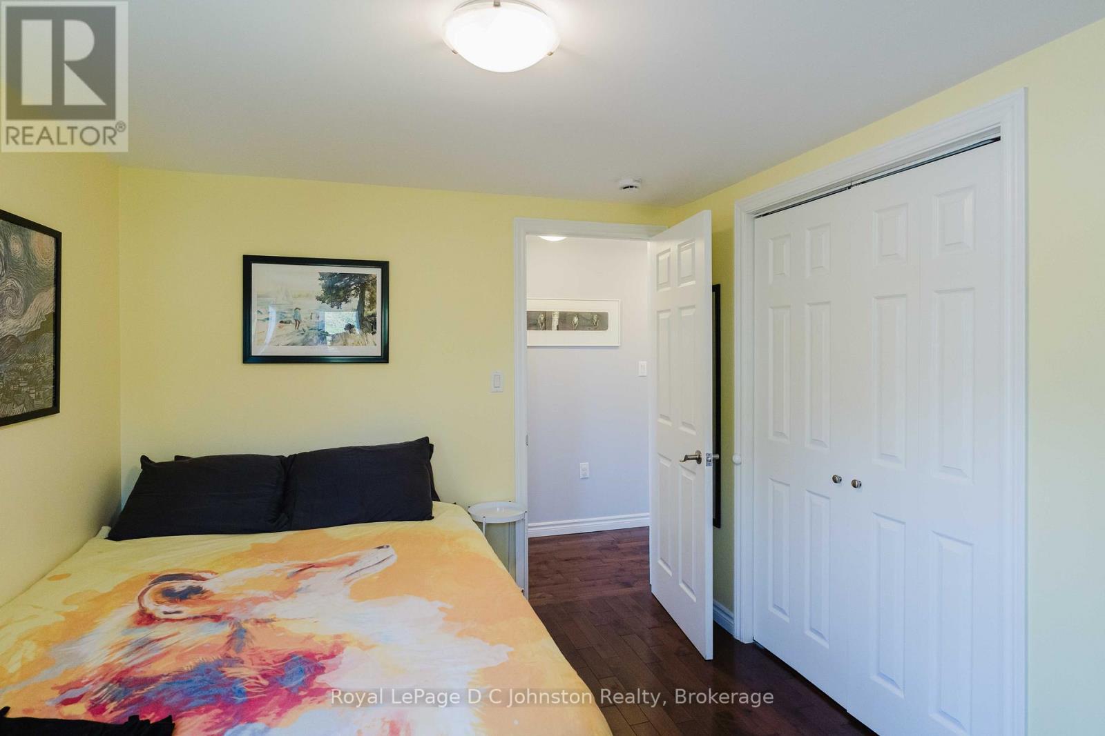 












166 MACDONALD LANE

,
Saugeen Shores,




Ontario
N0H2L0

