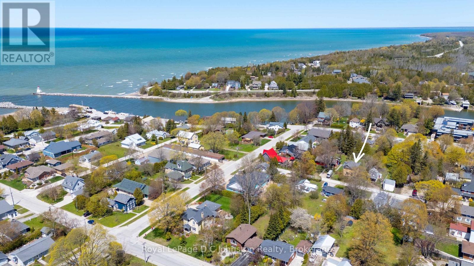 












166 MACDONALD LANE

,
Saugeen Shores,




Ontario
N0H2L0

