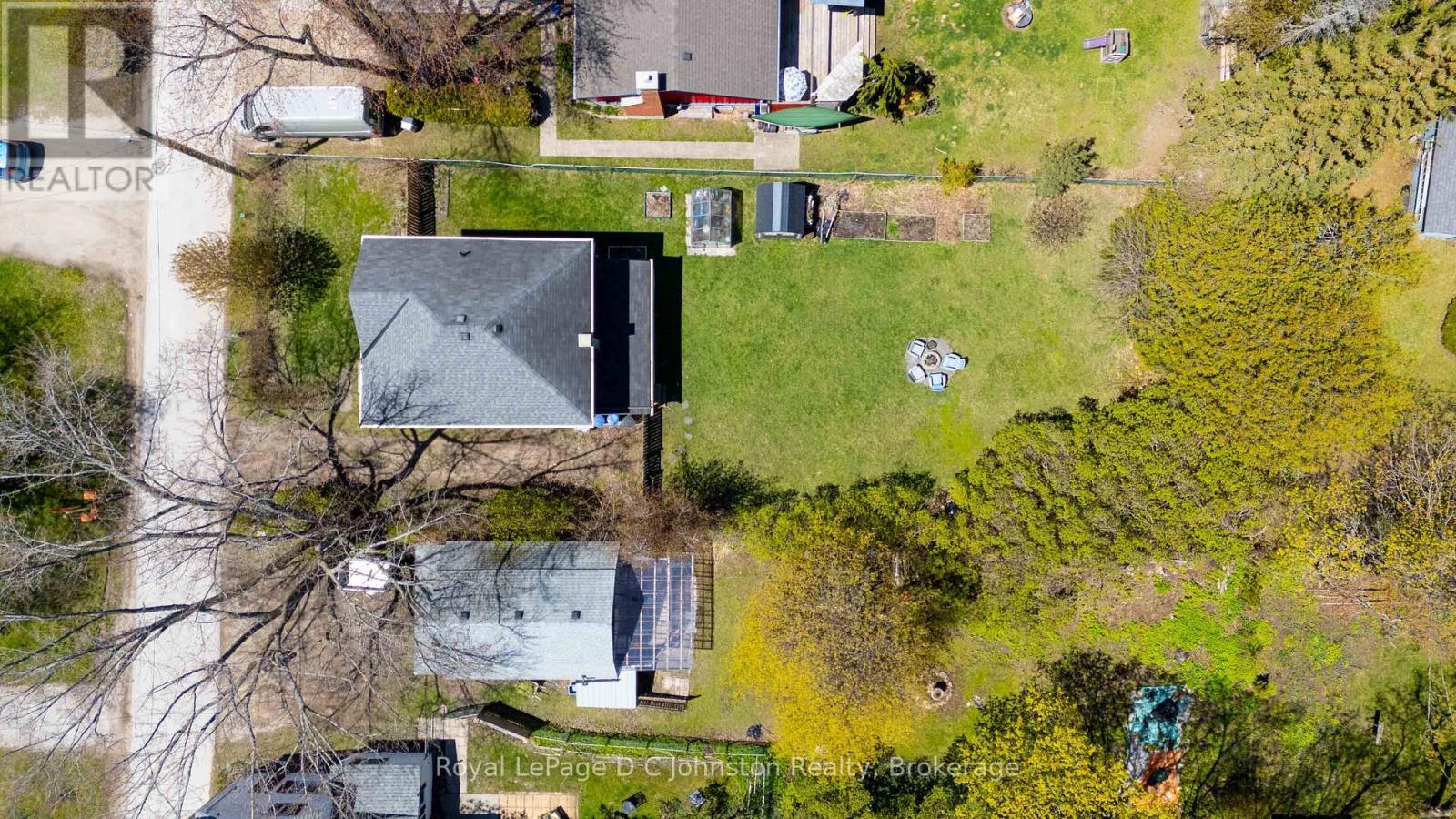 












166 MACDONALD LANE

,
Saugeen Shores,




Ontario
N0H2L0

