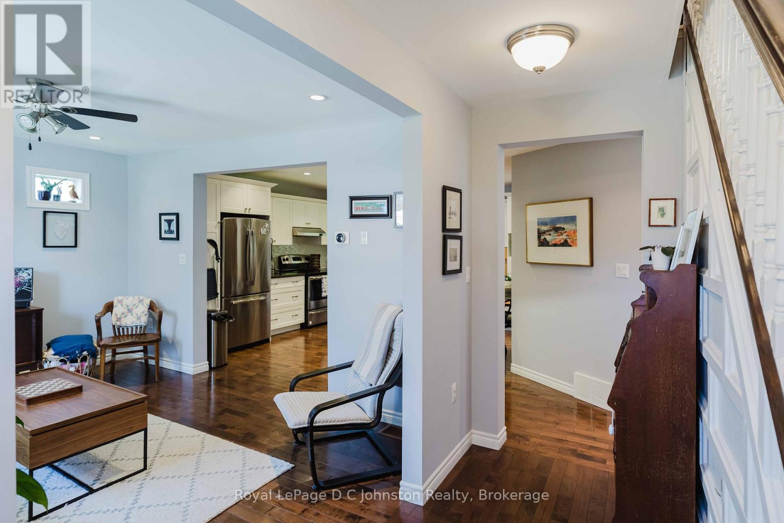 












166 MACDONALD LANE

,
Saugeen Shores,




Ontario
N0H2L0

