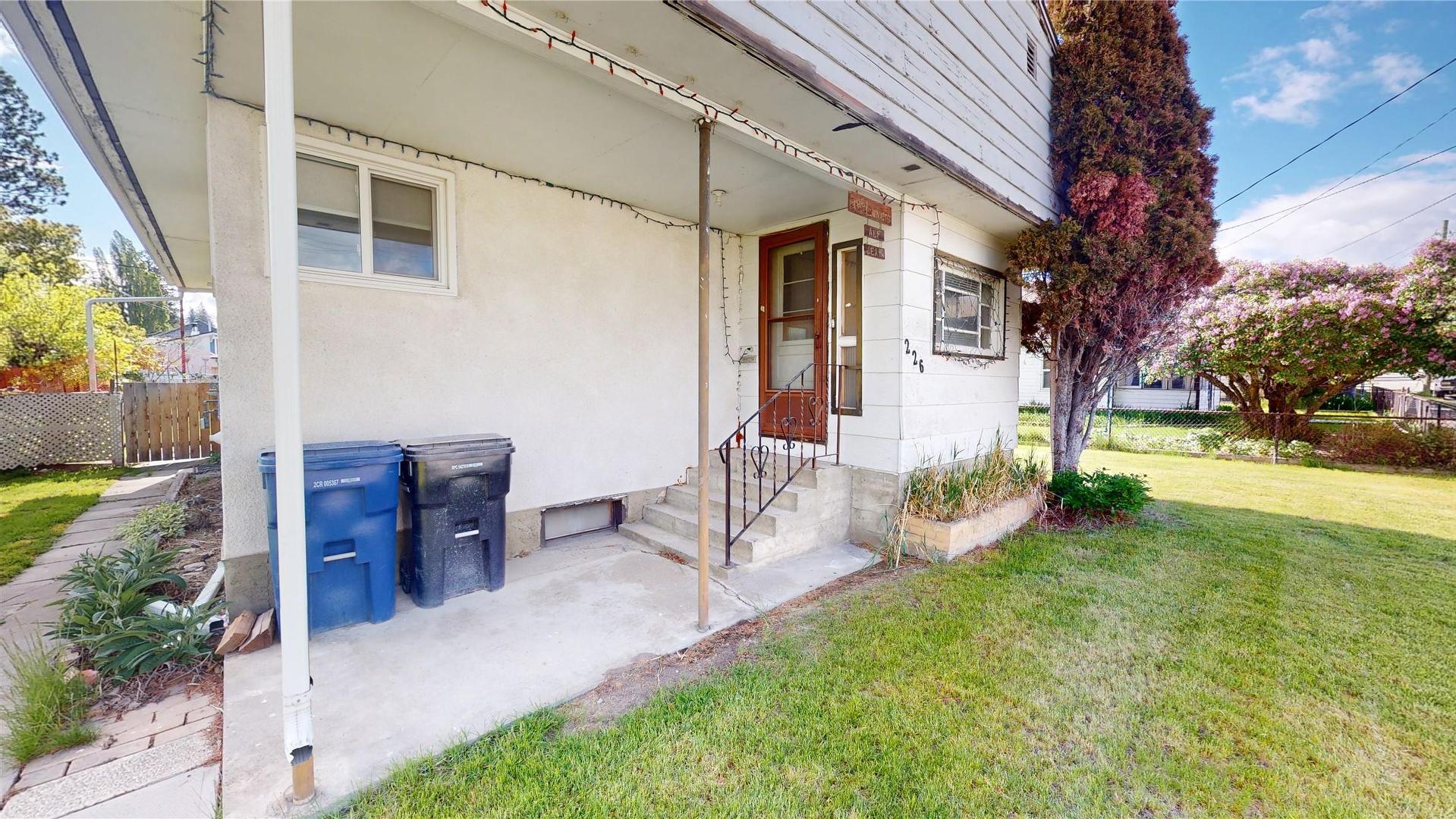 









226


7th

Avenue,
Cranbrook,




BC
V1C 2J5


