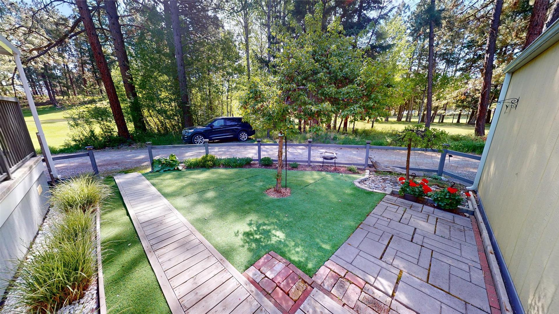 









3320


Theatre

Road, 8,
Cranbrook,




BC
V1C 7B8


