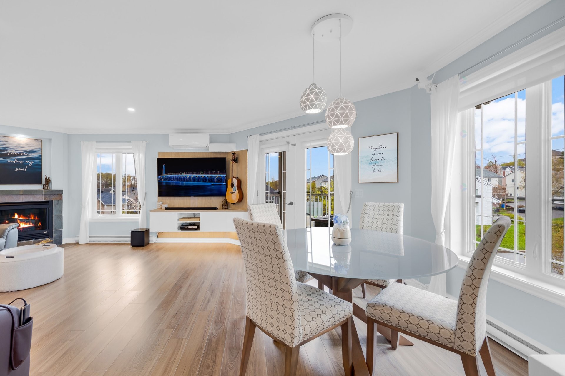 









2295


Rue Isaac-Jogues

, 7,
Saint-Jérôme,




QC
J7Y5H8

