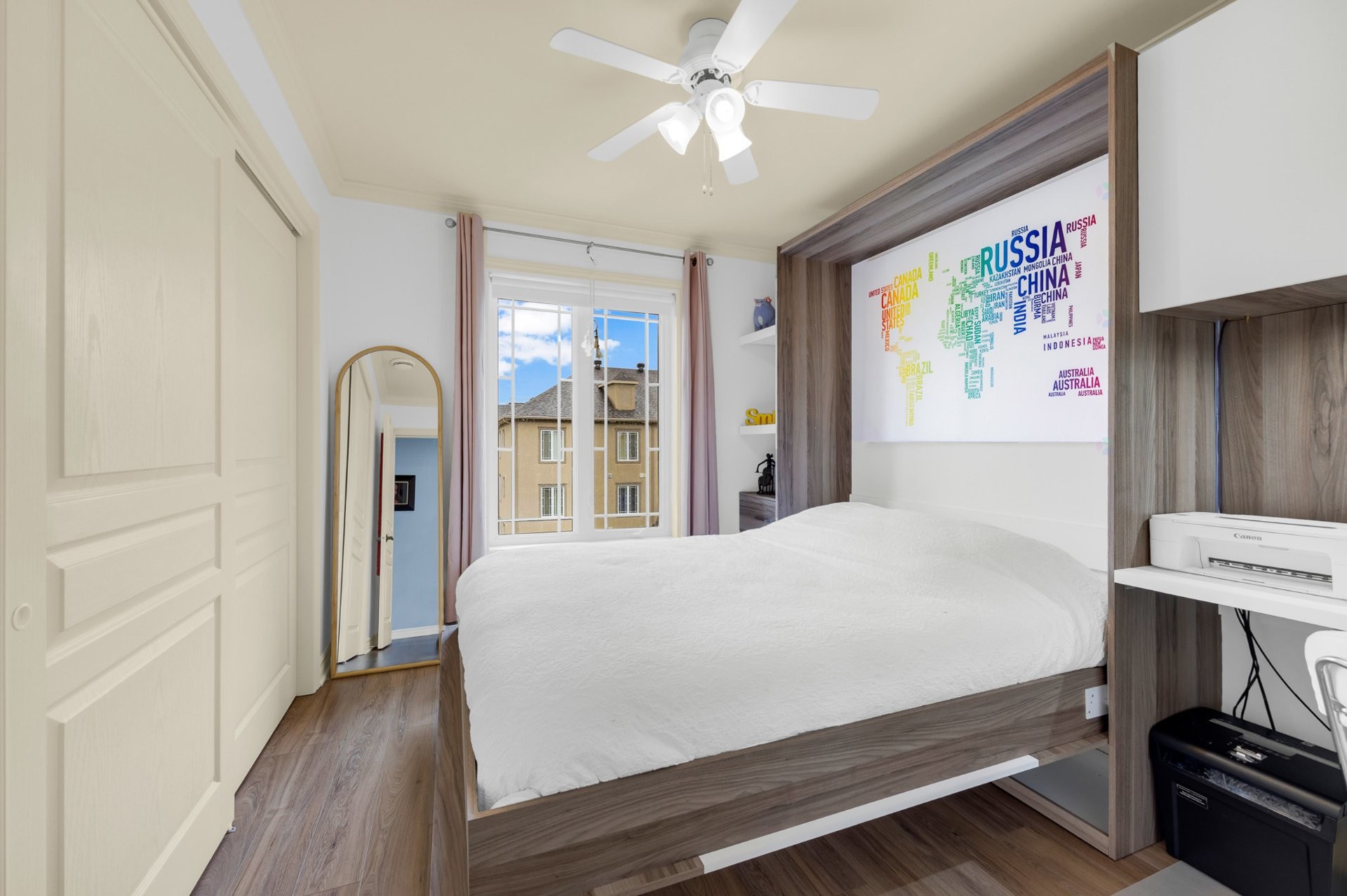 









2295


Rue Isaac-Jogues

, 7,
Saint-Jérôme,




QC
J7Y5H8

