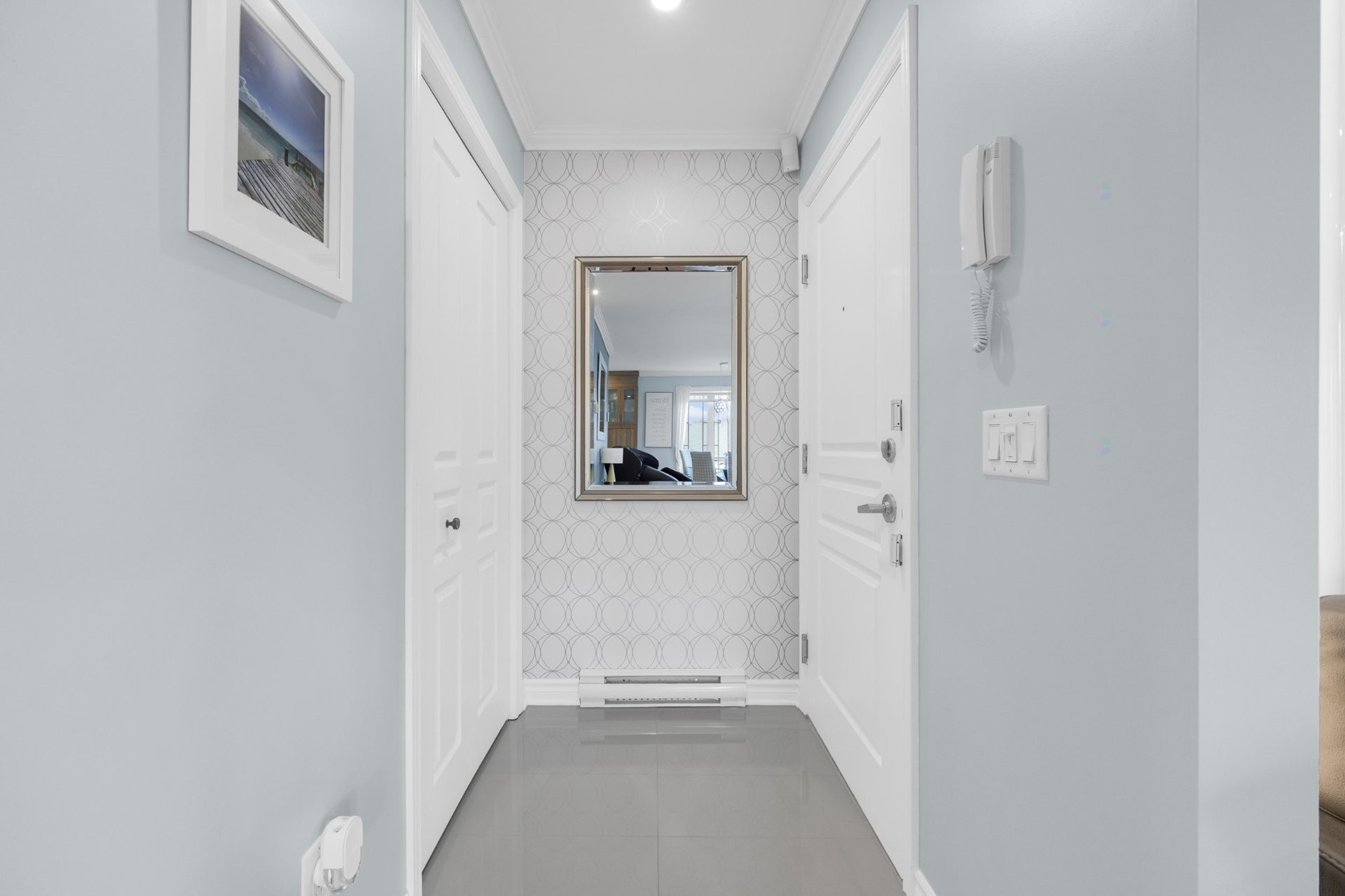 









2295


Rue Isaac-Jogues

, 7,
Saint-Jérôme,




QC
J7Y5H8

