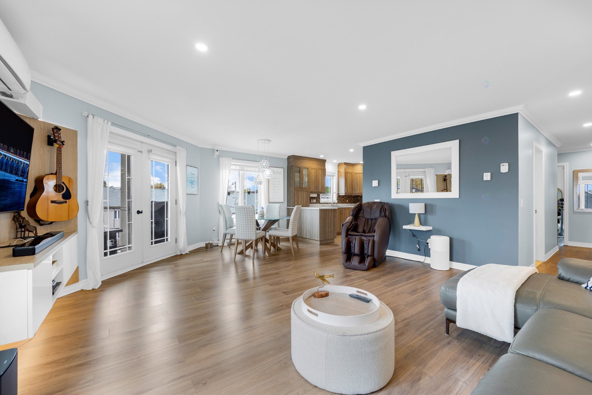 









2295


Rue Isaac-Jogues

, 7,
Saint-Jérôme,




QC
J7Y5H8

