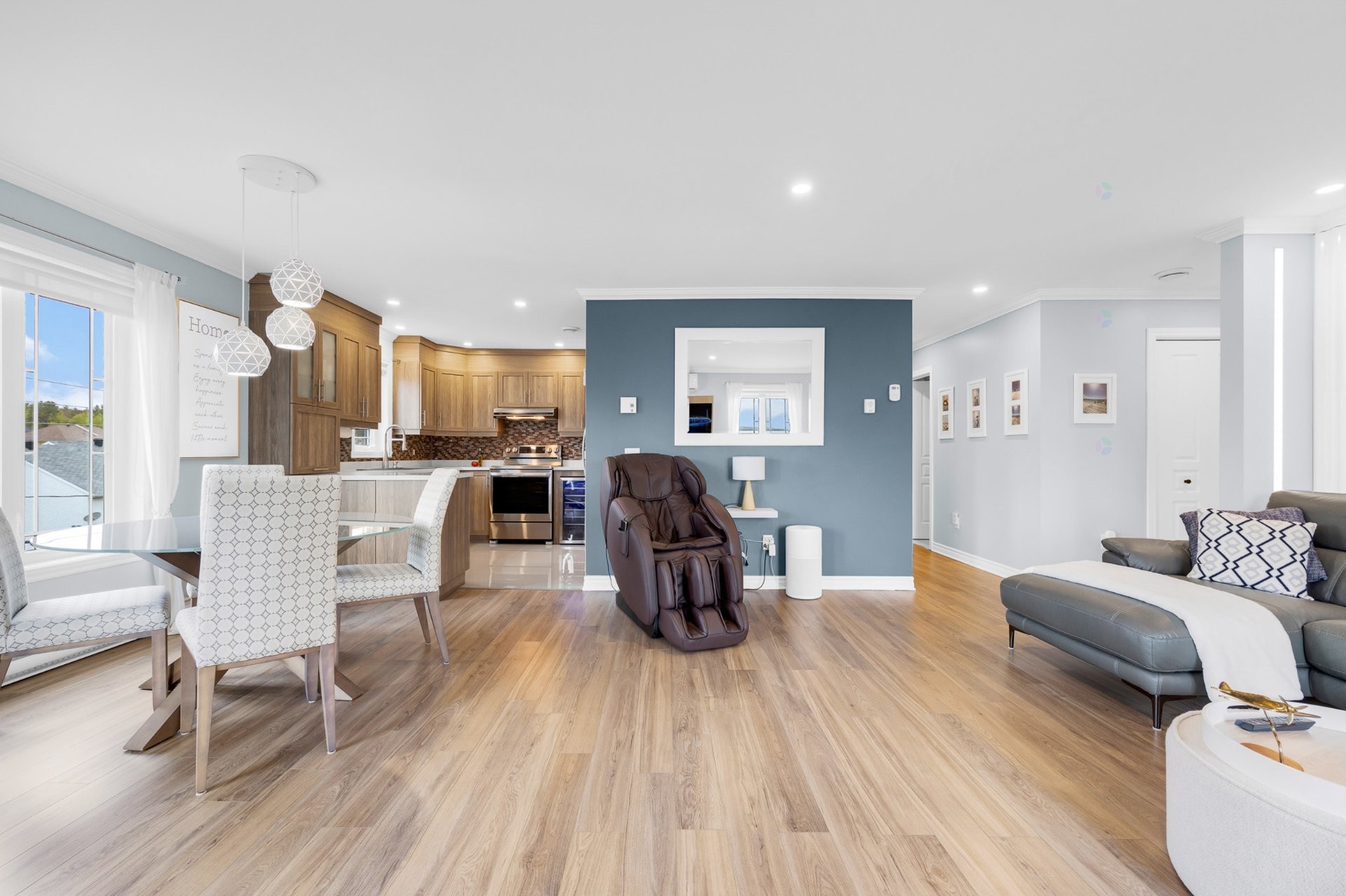 









2295


Rue Isaac-Jogues

, 7,
Saint-Jérôme,




QC
J7Y5H8

