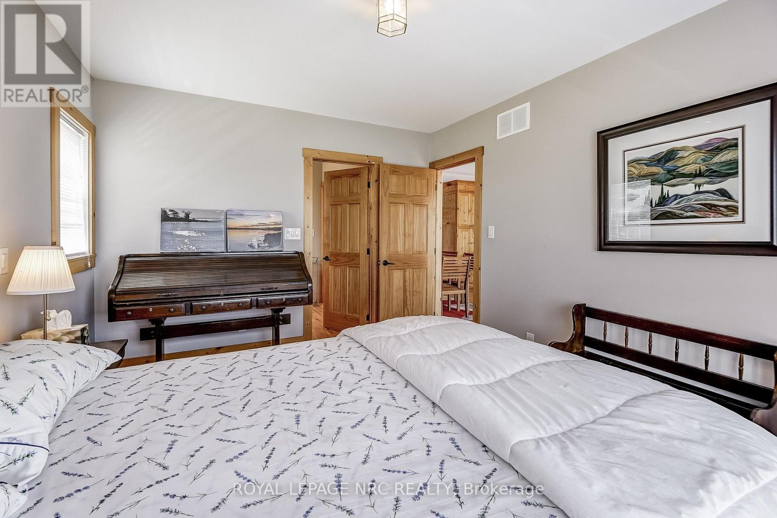 












10849 LAKESHORE ROAD W

,
Wainfleet (Lakeshore),




Ontario
L3K5V4

