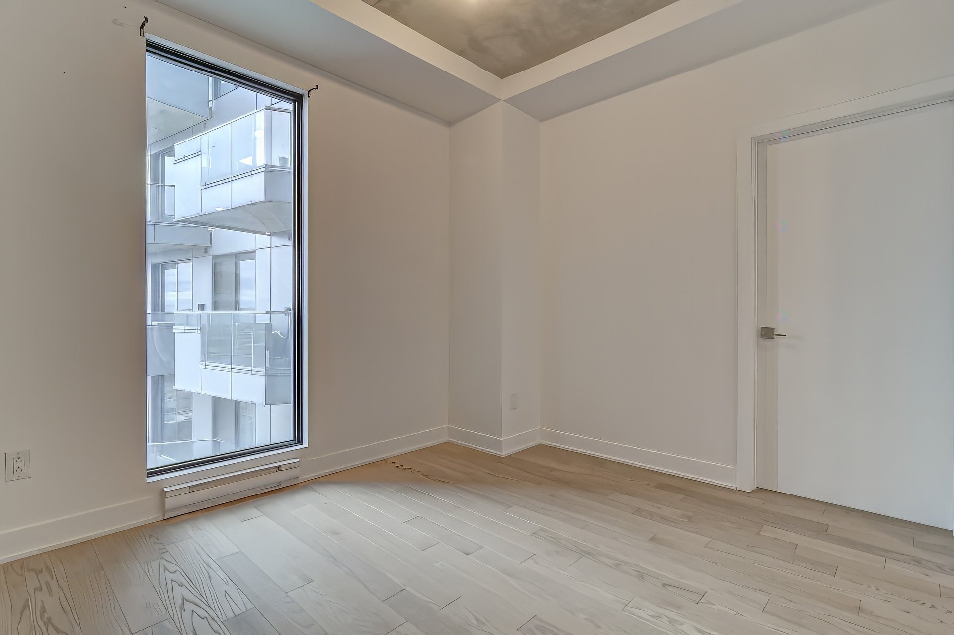 









1150


Boul. René-Lévesque E.

, 523,
Montréal (Ville-Marie),




QC
H2L0J6

