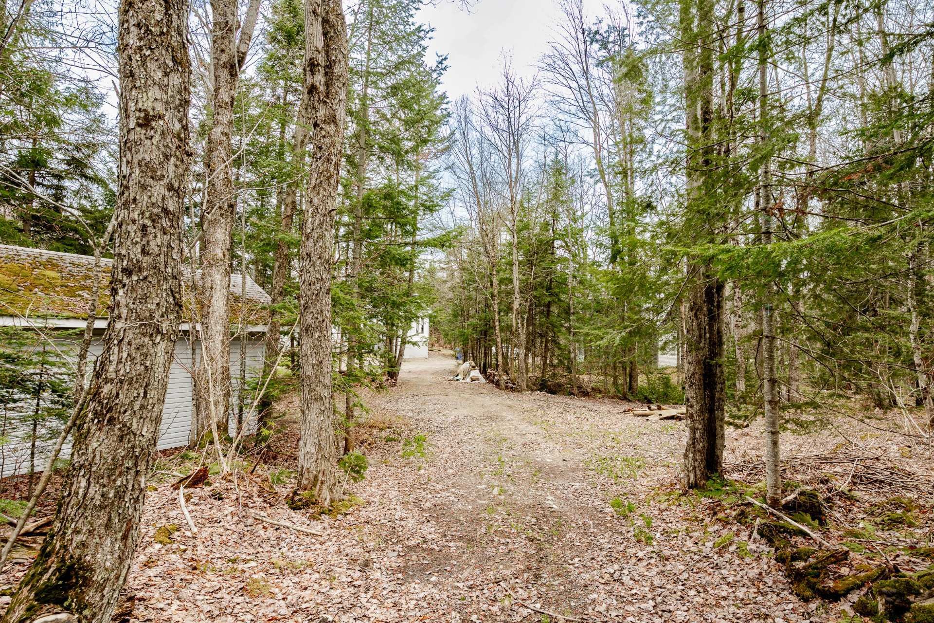 









2185


Route 210

,
Newport,




QC
J0B3A0

