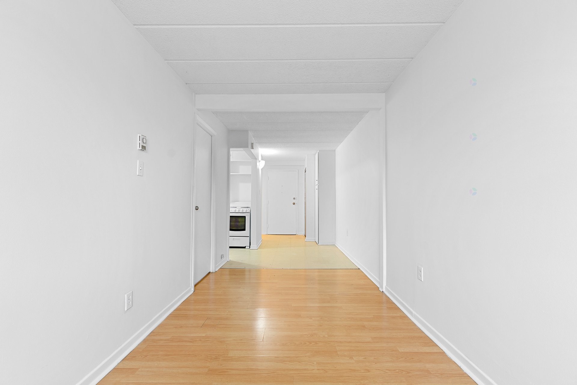 









27


Boul. de Lucerne

, 337,
Gatineau (Aylmer),




QC
J9H1M2


