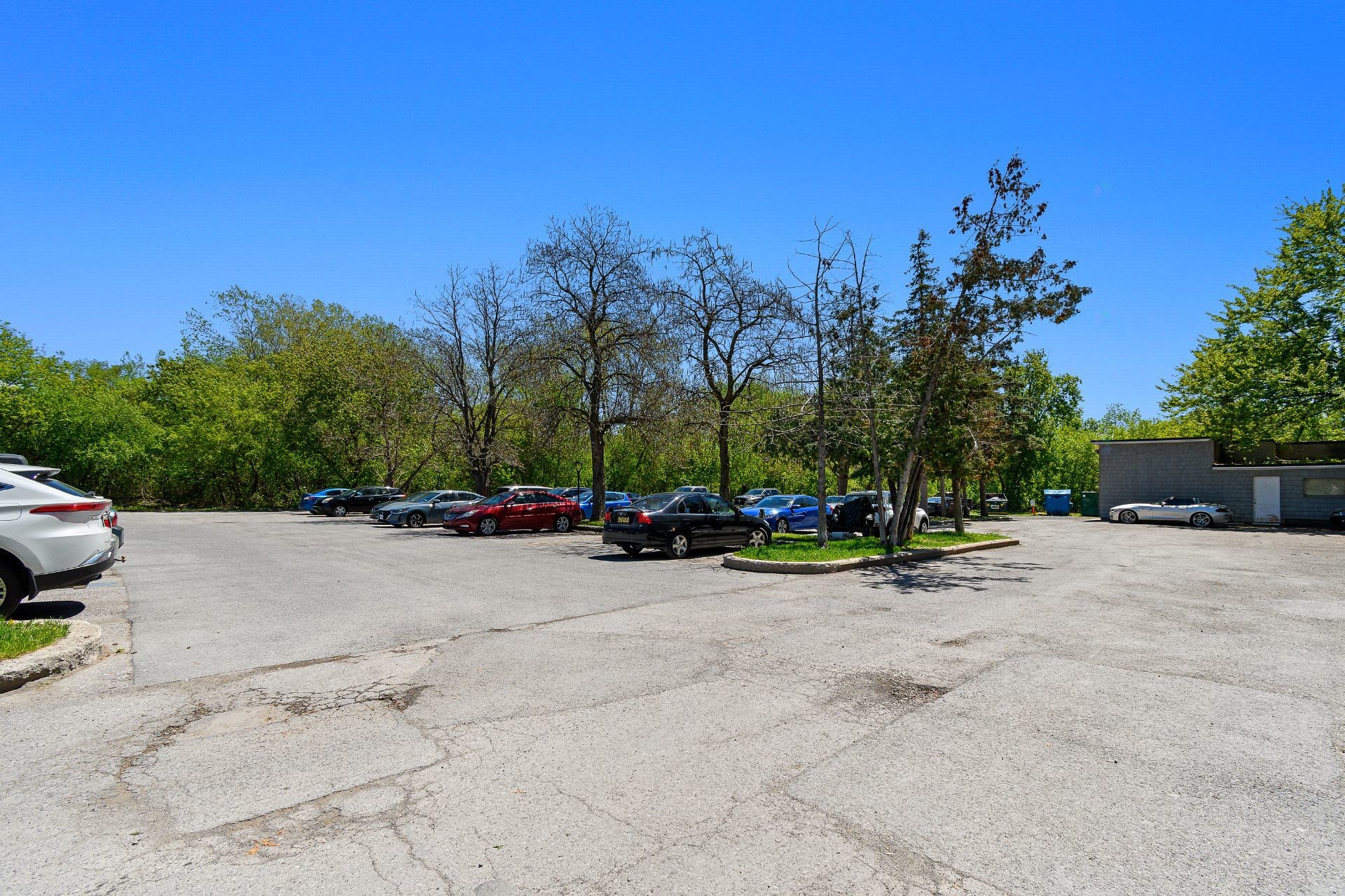 









27


Boul. de Lucerne

, 337,
Gatineau (Aylmer),




QC
J9H1M2

