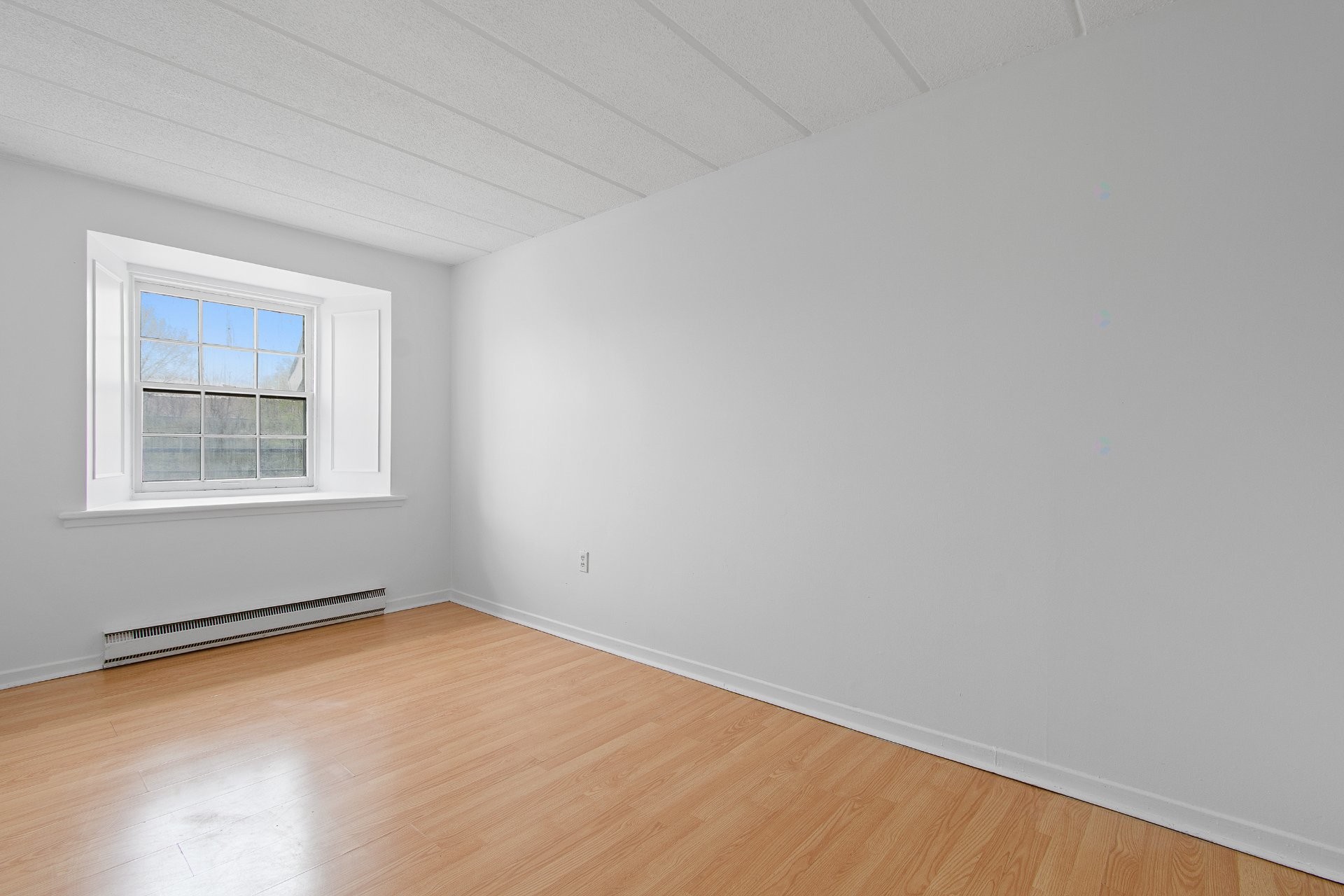 









27


Boul. de Lucerne

, 337,
Gatineau (Aylmer),




QC
J9H1M2

