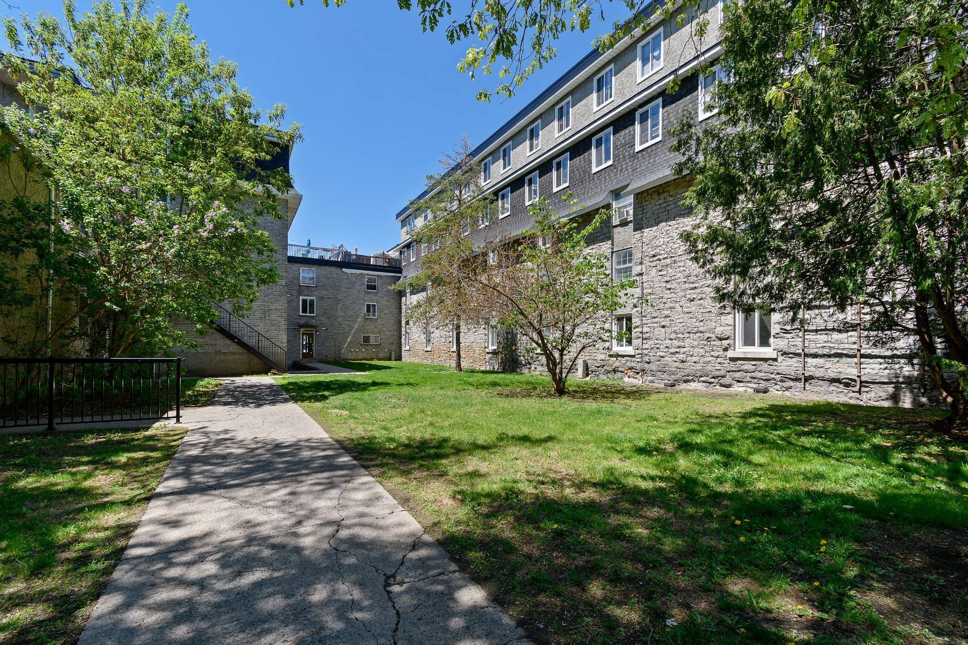 









27


Boul. de Lucerne

, 59B,
Gatineau (Aylmer),




QC
J9H1M2

