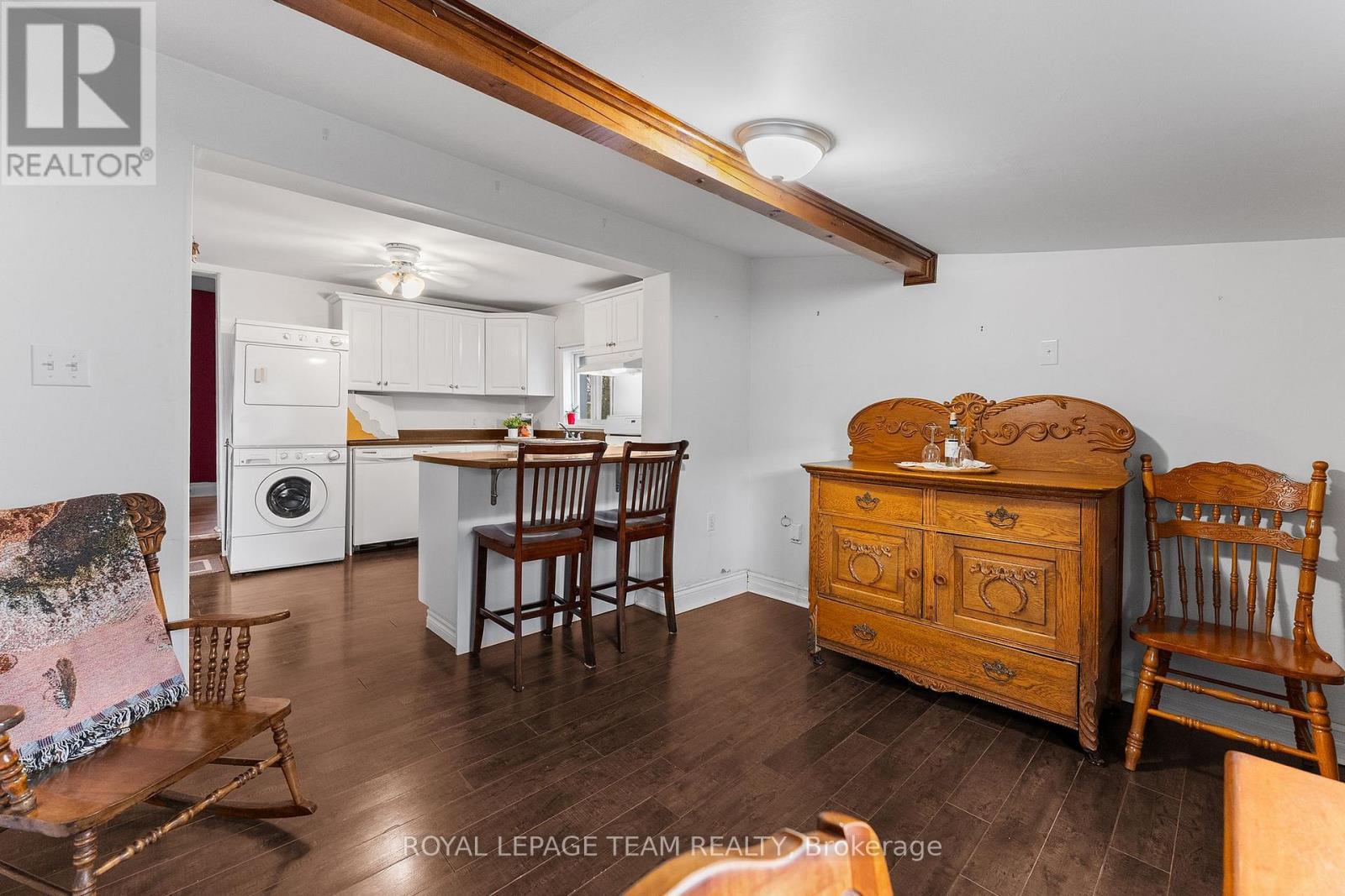 












113 QUEEN STREET N

,
Renfrew,




Ontario
K7V2A4

