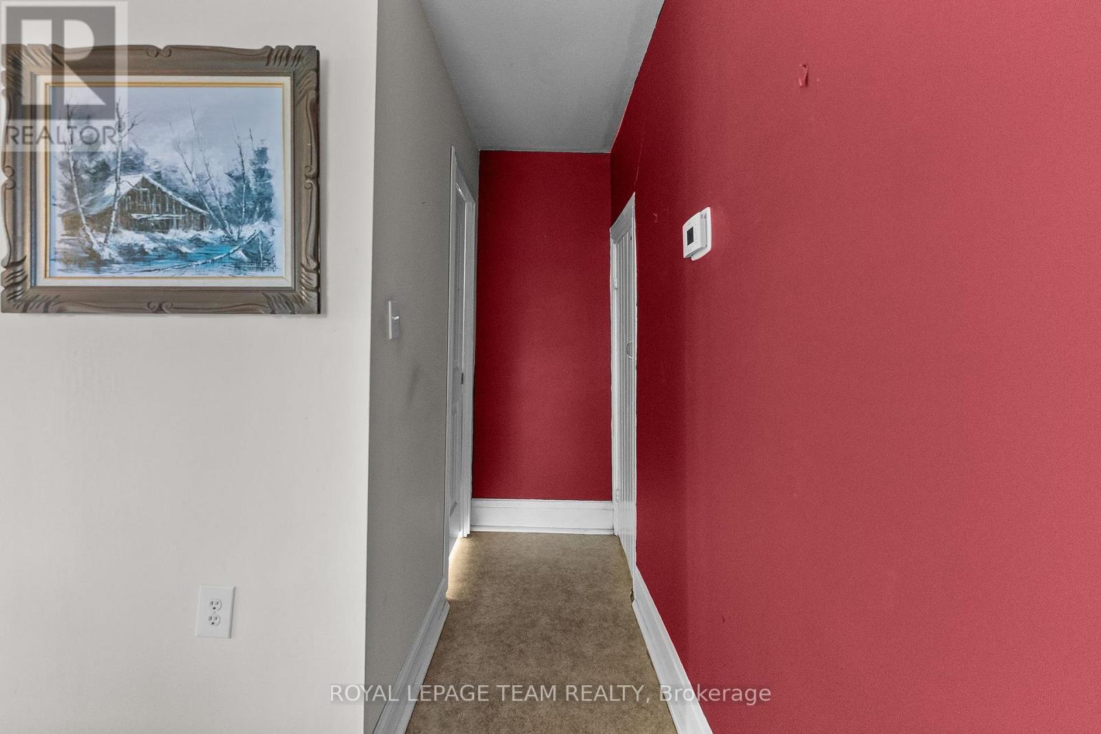












113 QUEEN STREET N

,
Renfrew,




Ontario
K7V2A4


