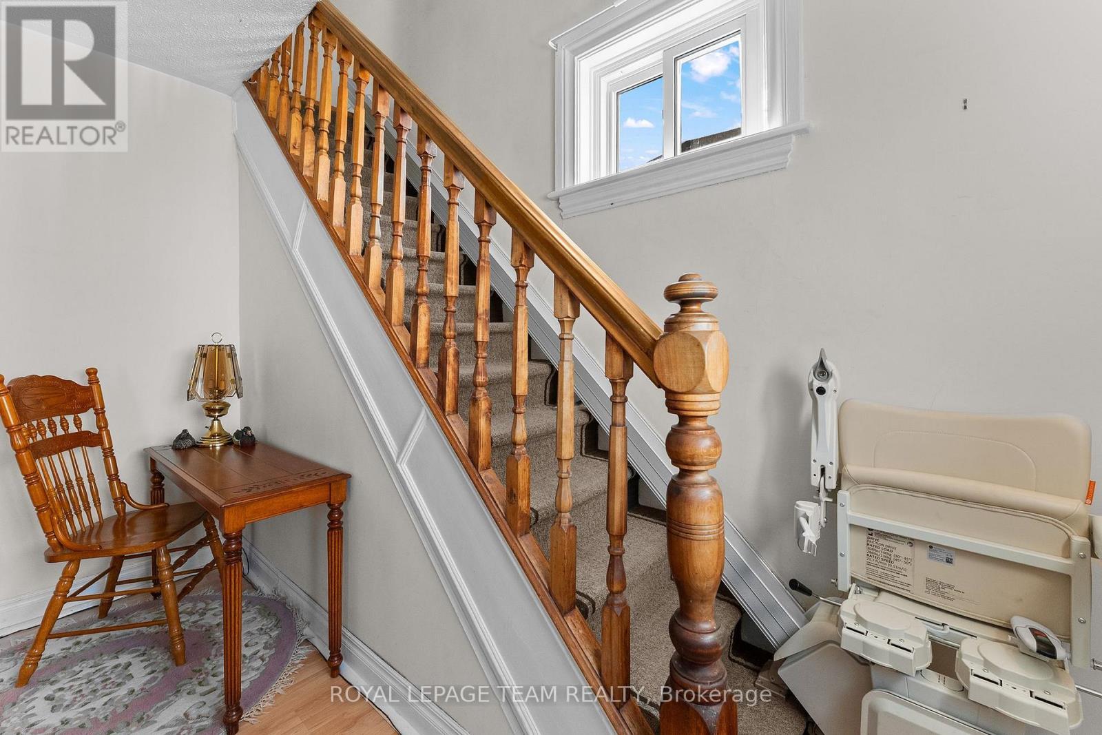 












113 QUEEN STREET N

,
Renfrew,




Ontario
K7V2A4

