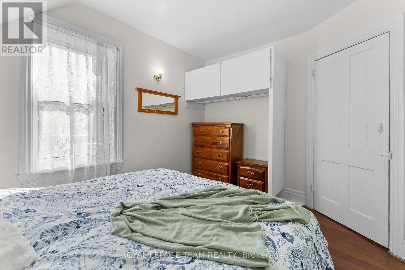 












113 QUEEN STREET N

,
Renfrew,




Ontario
K7V2A4

