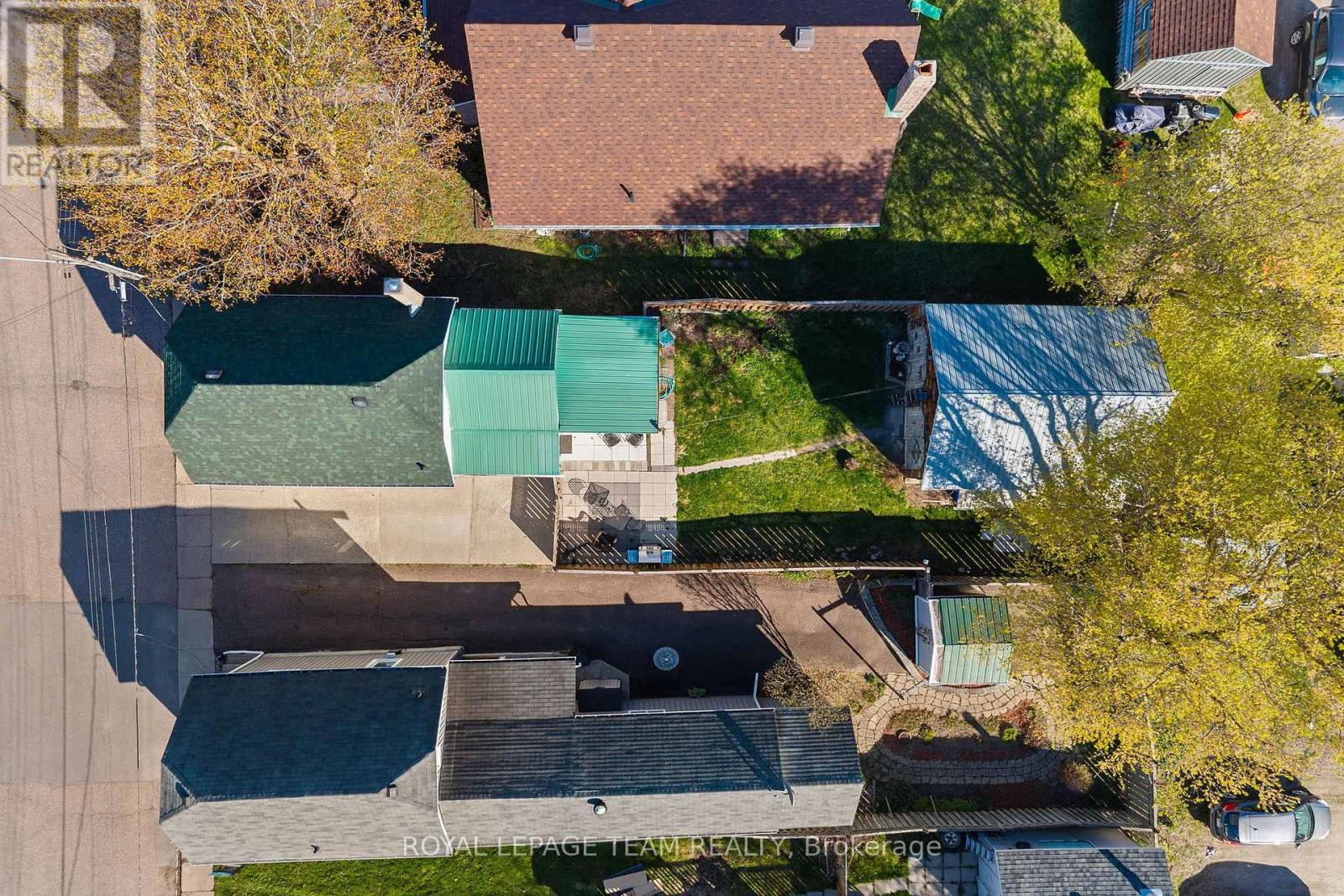 












113 QUEEN STREET N

,
Renfrew,




Ontario
K7V2A4

