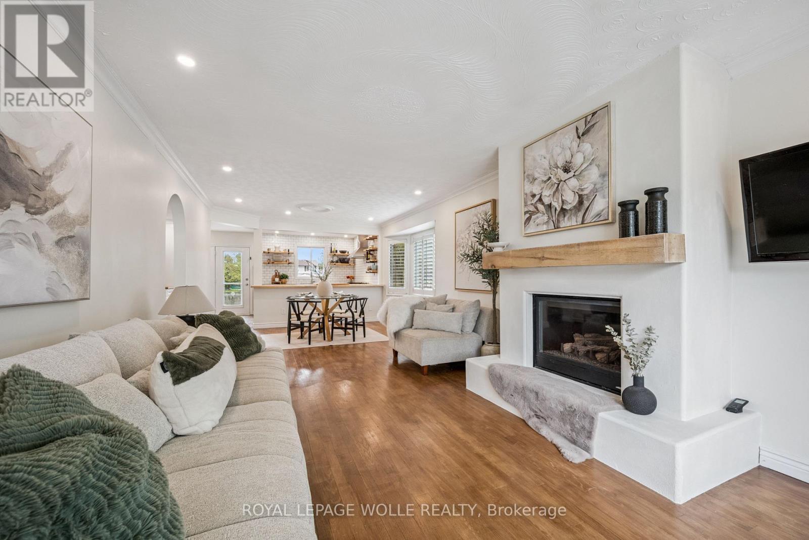 












58 BOCK STREET

,
Wilmot,




Ontario
N0B2E0

