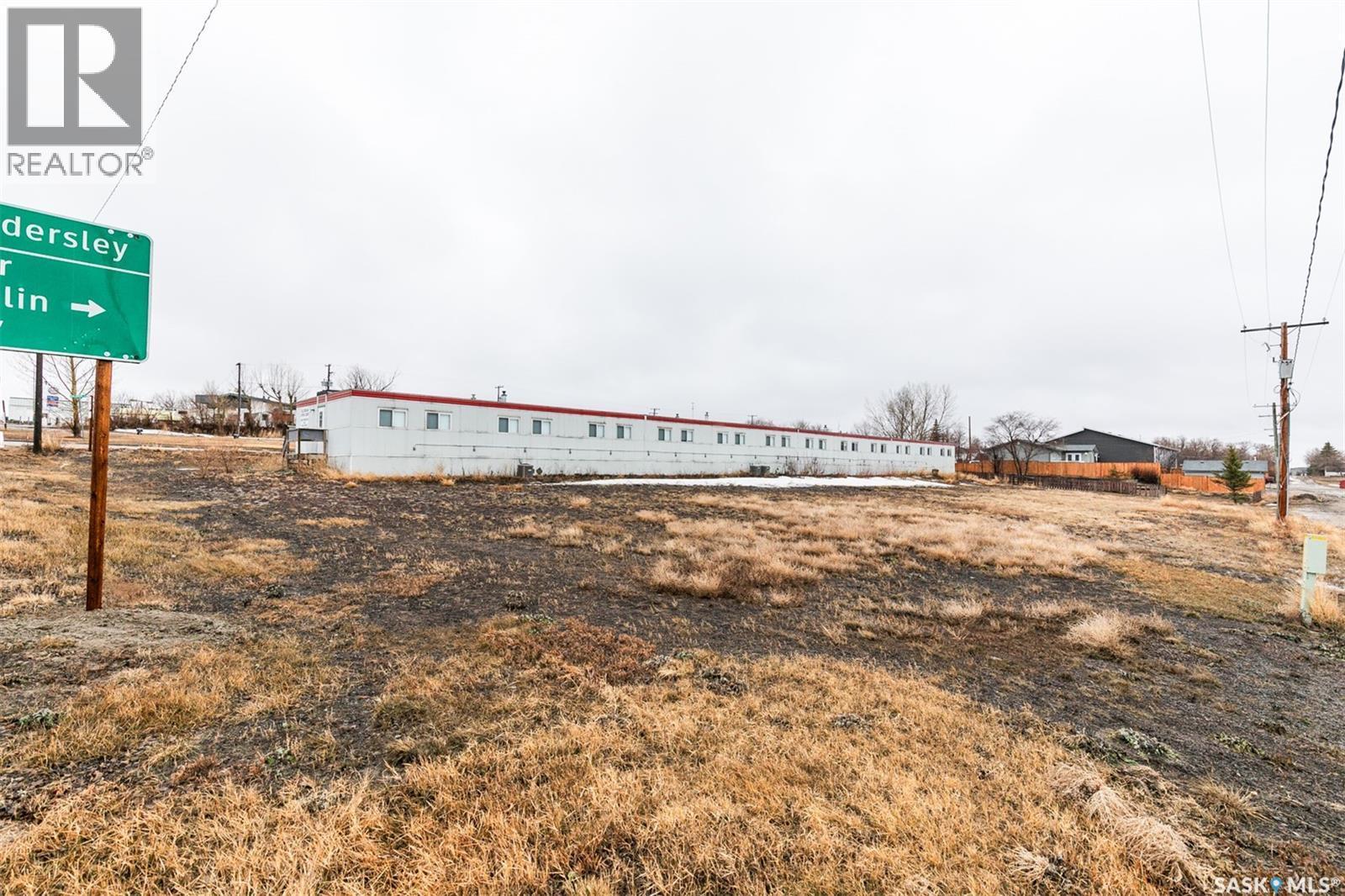 












30 Atlantic AVENUE

,
Kerrobert,







Saskatchewan
S0L1R0

