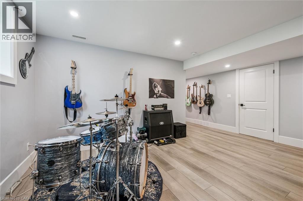 












50 FAITH Drive

,
Drayton,




Ontario
N0G1P0

