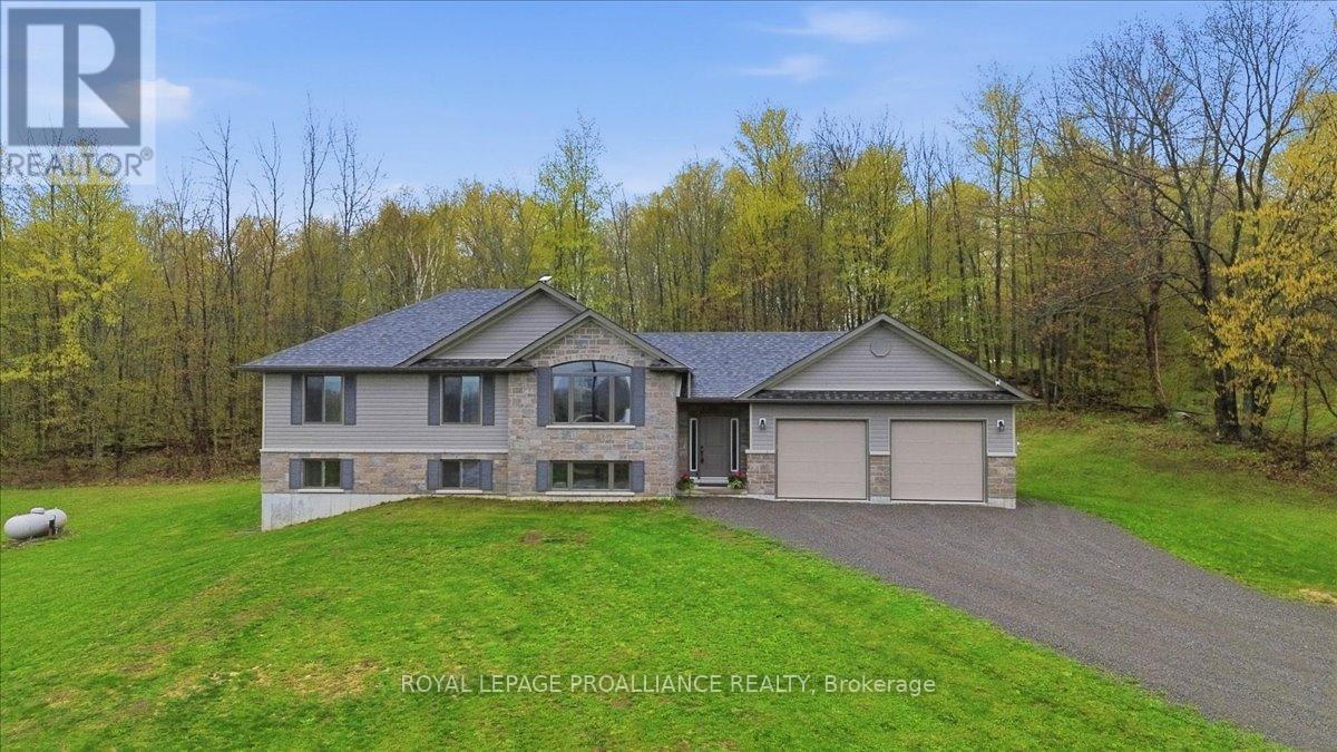 












70 LIVINGWOOD CRESCENT

,
Madoc,




Ontario
K0K2K0

