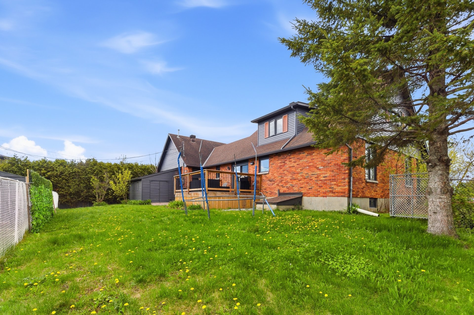 









1439


Rue Rolland

,
Gatineau (Gatineau),




QC
J8R2G6

