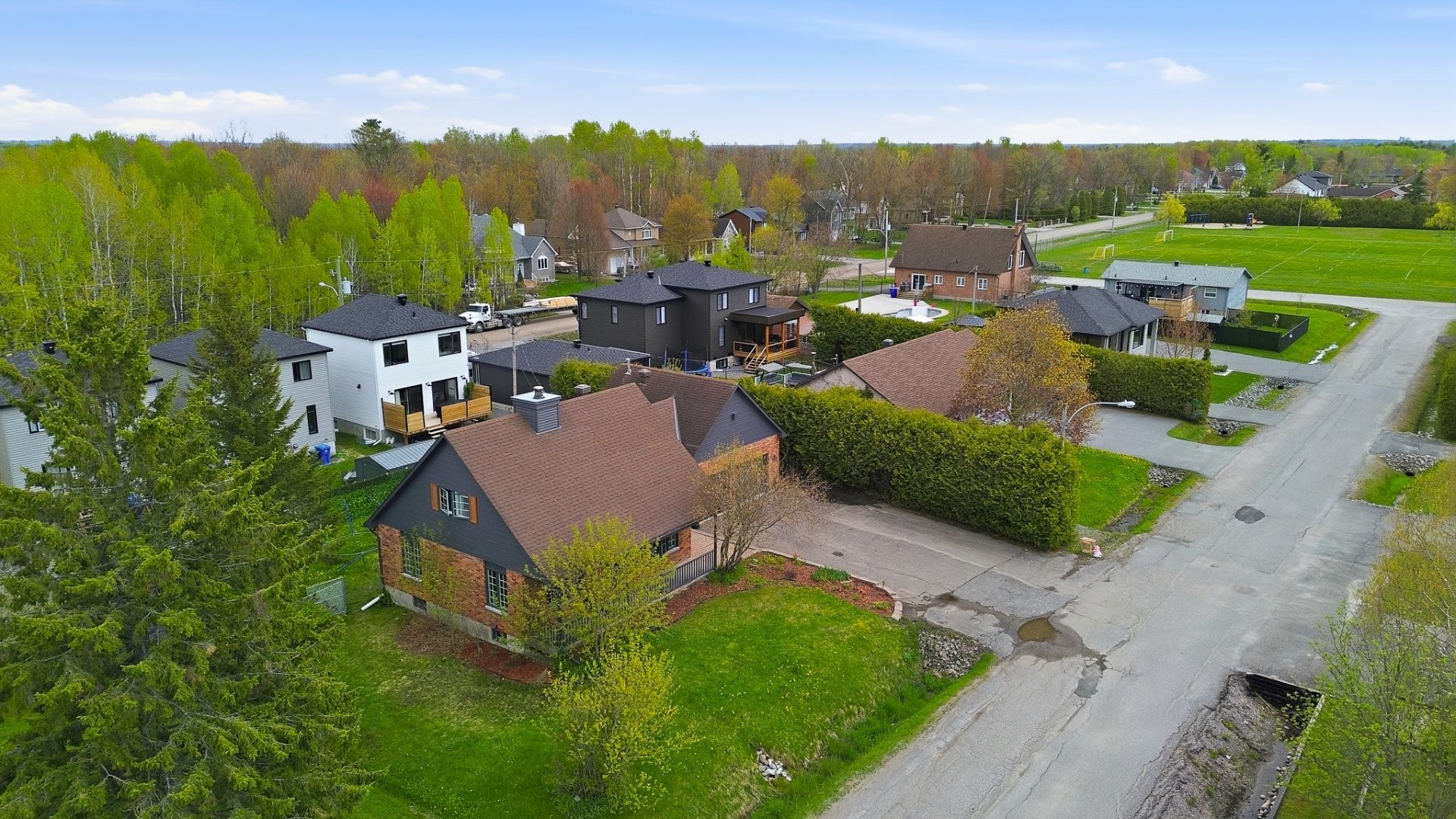 









1439


Rue Rolland

,
Gatineau (Gatineau),




QC
J8R2G6

