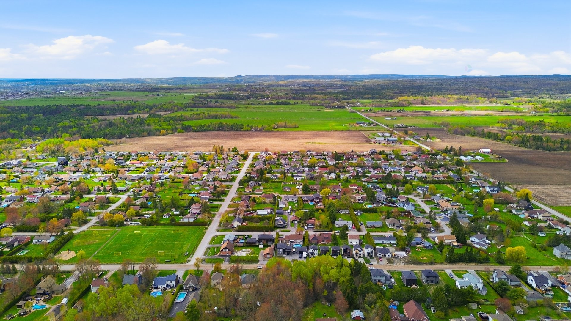 









1439


Rue Rolland

,
Gatineau (Gatineau),




QC
J8R2G6

