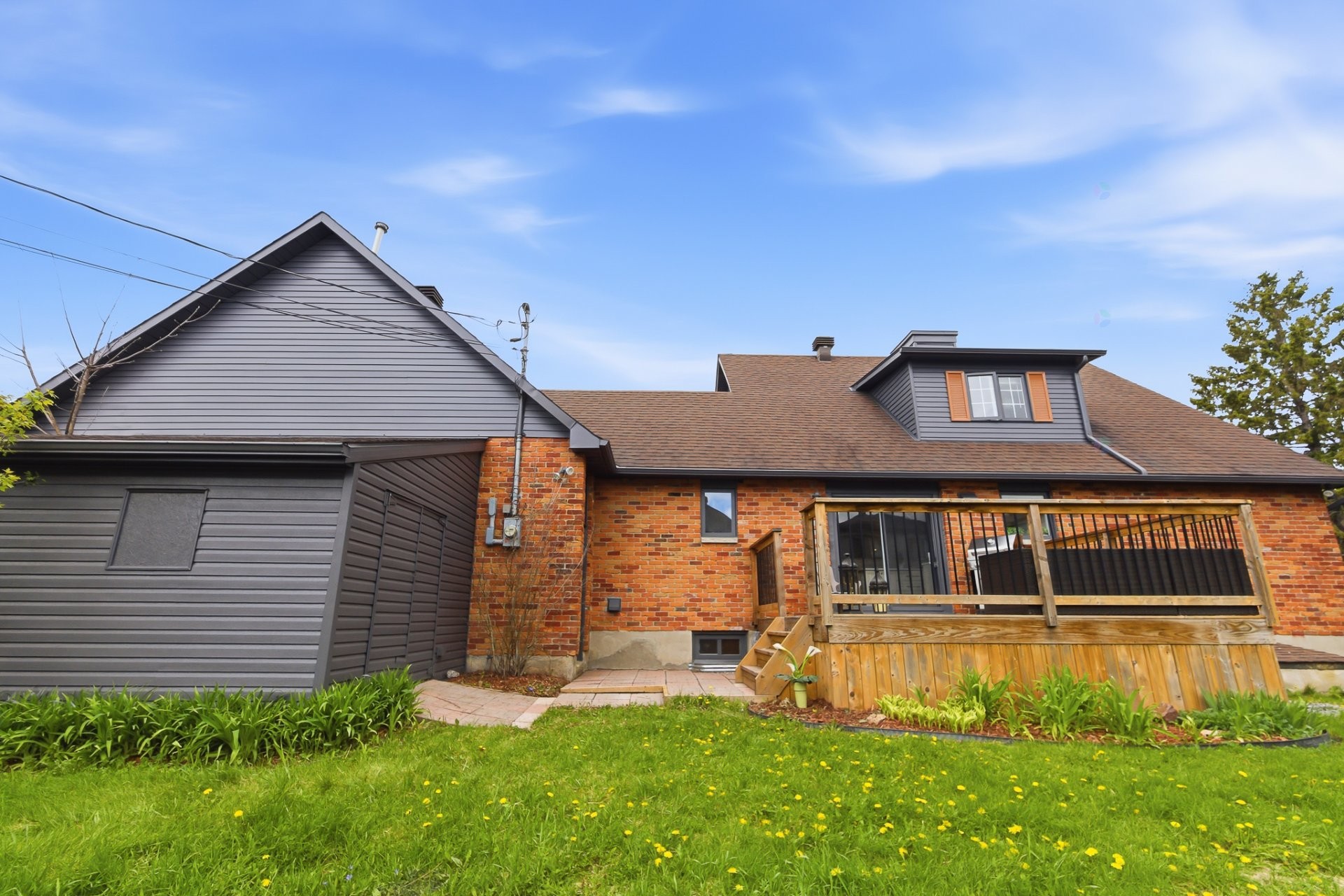 









1439


Rue Rolland

,
Gatineau (Gatineau),




QC
J8R2G6

