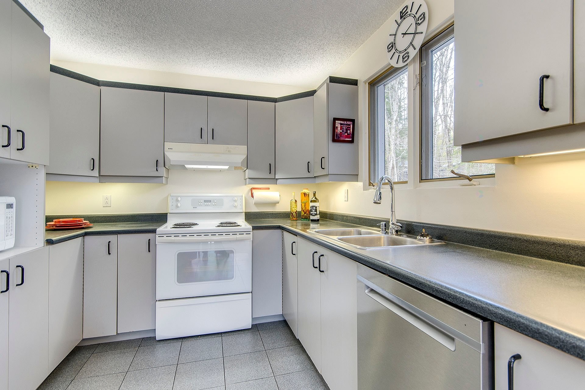 









171


Ch. Holmes

,
Sutton,




QC
J0E2K0

