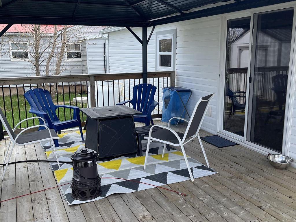 












6 Douglas Crescent

,
Marshville,







NS
B0K 1N0

