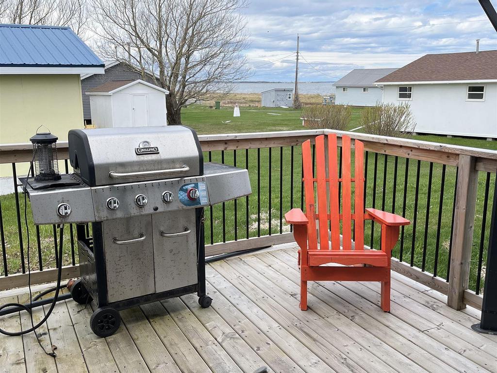












6 Douglas Crescent

,
Marshville,







NS
B0K 1N0

