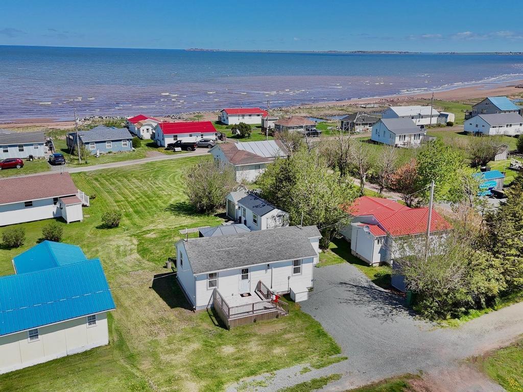 












6 Douglas Crescent

,
Marshville,







NS
B0K 1N0

