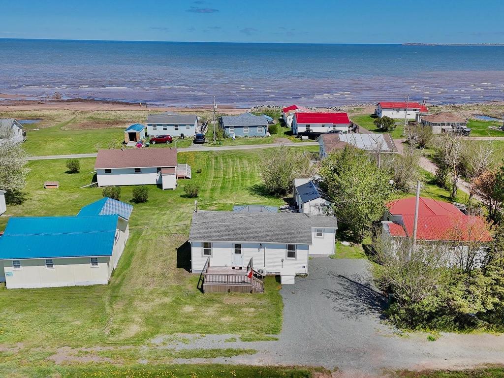 












6 Douglas Crescent

,
Marshville,







NS
B0K 1N0

