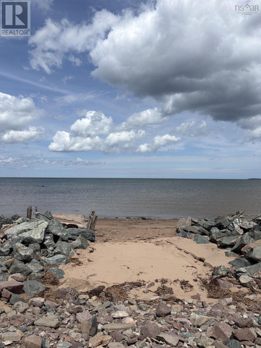












6 Douglas Crescent

,
Marshville,




Nova Scotia
B0K1N0

