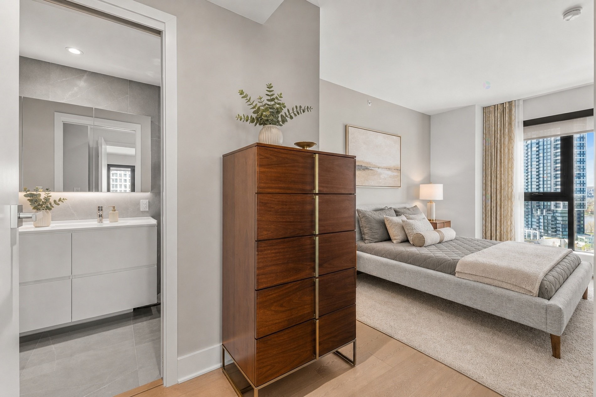 









1000


Rue André-Prévost

, 1401,
Montréal (Verdun/Île-des-Soeurs),




QC
H3E0E6


