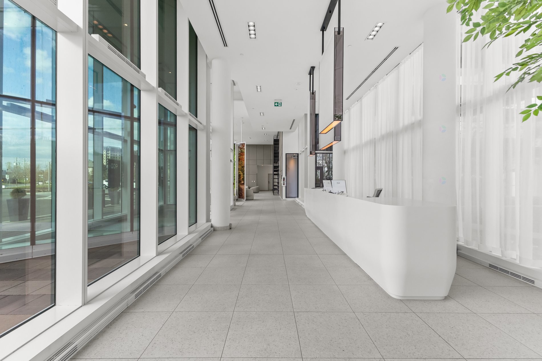 









1000


Rue André-Prévost

, 1401,
Montréal (Verdun/Île-des-Soeurs),




QC
H3E0E6

