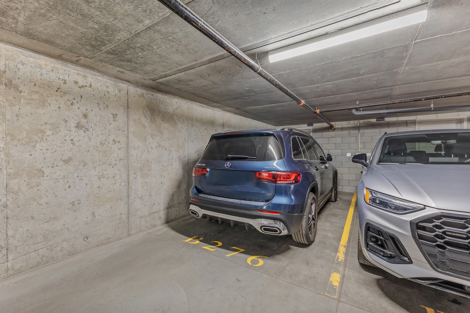 









1000


Rue André-Prévost

, 1401,
Montréal (Verdun/Île-des-Soeurs),




QC
H3E0E6

